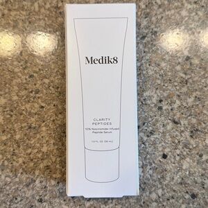 Medik8 Clarity Peptides Serum